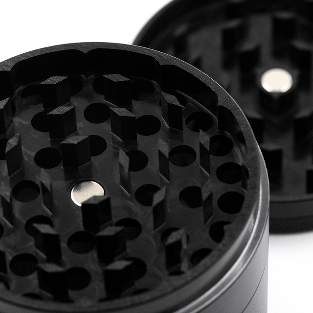 Waterfall 4-Piece Dry Herb Grinder with Removable Screen (63mm)